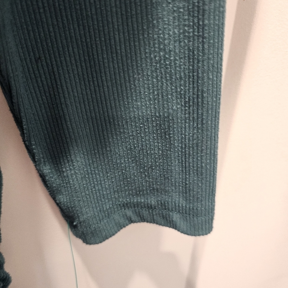 Justify Green Ruched Ribbed Bodycon Dress | Size Large - Picture 4 of 10